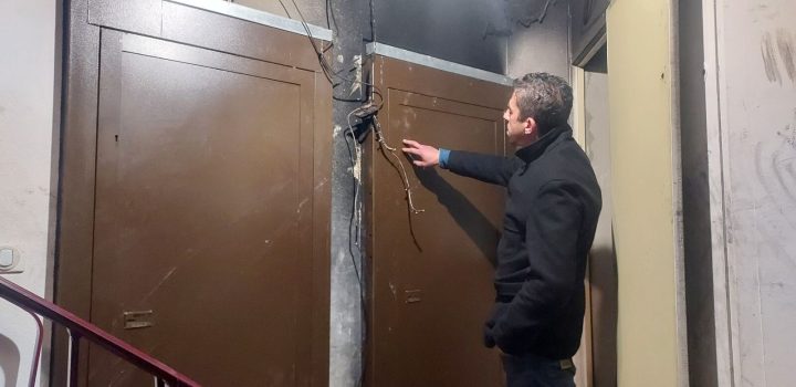 « Si seulement il m’avait ouvert… » : à Montreuil, le désarroi des voisins après le féminicide par incendie